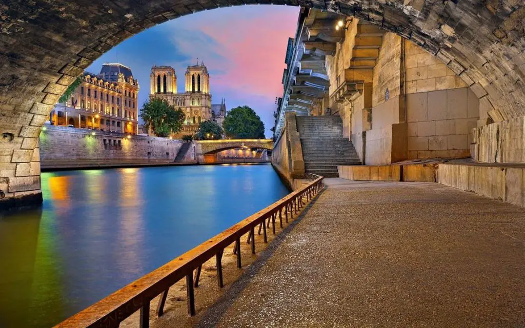 Παρίσι Σηκουάνας cathedral-river-boulevard-france-dame-twilight-Paris