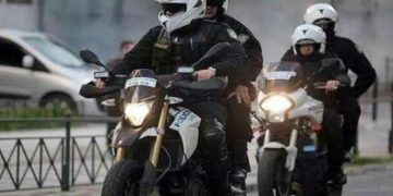 Πριν Λίγο στη Λιοσίων: Τροχαίο με τραυματίες πεζούς έπειτα από άγρια καταδίωξη