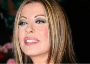 Πένθος για την Άντζελα Δημητρίου: “Έφυγε” ο κουμπάρος της και γνωστός κομμωτής Μιχάλης Νομικός