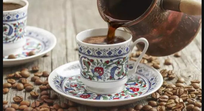 Alldaynews.gr Προσοχή στον ελληνικό καφέ-Πότε είναι επικίνδυνος για την υγεία