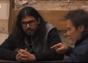 Η εξομολόγηση για την απώλεια του γιου του – «Σε θαυμάζω γιατί είναι ότι χειρότερο μπορεί να συμβεί σε έναν γονιό» (vid)