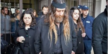 «Όταν συνάντησα τον πατέρα του Βαγγέλη Γιακουμάκη σταμάτησα να είμαι δημοσιογράφος»