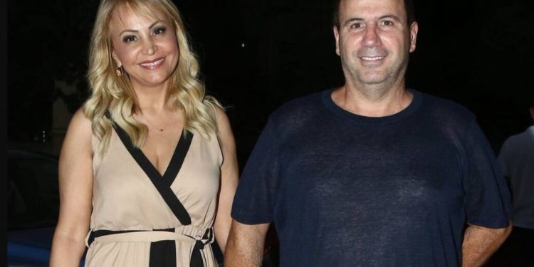 Alldaynews.gr Η Τέτα Καμπουρέλη για τη σύλληψη του συζύγου της: «Δεν ισχύει τίποτα, ήταν παγίδα»