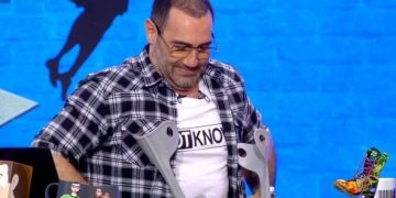 Ράδιο Αρβύλα: Με πατερίτσες ο Αντώνης Κανάκης[video]