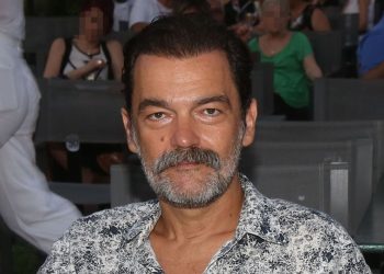 kazakos-Καζάκος