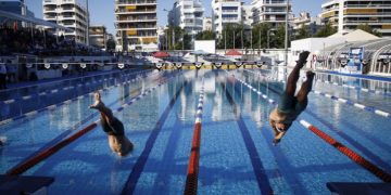 Alldaynews.gr Νέο Σοκ: Συνελήφθη προπονητής κολύμβησης για σεξουαλική κακοποίηση ανηλίκων