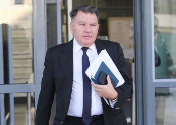 Επίθεση Κούγια σε Ζαχαριάδη: «Πόντιε γ@@@ τον πατέρα σου» – Έφτυσε τον γενικό αρχηγό της Λαμίας!