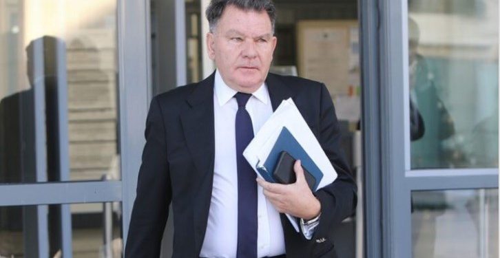 Alldaynews.gr Επίθεση Κούγια σε Ζαχαριάδη: «Πόντιε γ@@@ τον πατέρα σου» – Έφτυσε τον γενικό αρχηγό της Λαμίας!