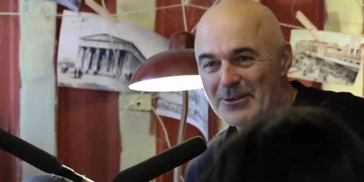 Alldaynews.gr Στάθης Λιβαθινός: Καταγγελίες που σοκάρουν από ανάπηρους καλλιτέχνες