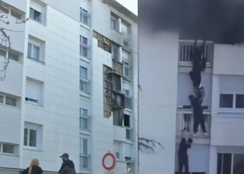 Συγκλονιστική προσπάθεια νεαρών να σώσουν ένα μωρό από φωτιά σε διαμέρισμα (vid)