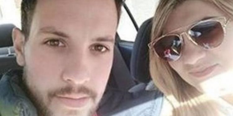 Alldaynews.gr Σε 2 χρόνια έχασε 2 κόρες ο ποδοσφαιριστής Μάνος Δασκαλάκης: «Έφυγε» στον ύπνο του το 6 μηνών βρέφος