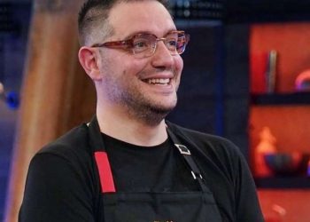 Masterchef: Σε 3 λεπτά ο Παύλος διέλυσε την τοξικότητα ενός «παντελονάτου» κόσμου- Και όχι επειδή είναι χημικός