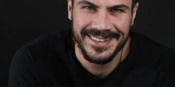 «Όποιος λέει ότι δεν έχει πάρει συνταγή του Πετρετζίκη λέει ψέματα»