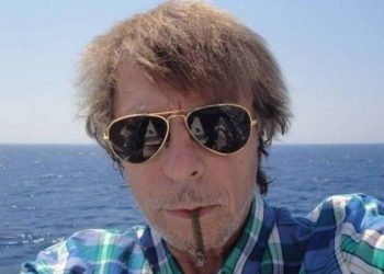 Θρήνος: “Έφυγε” απο κορωνοϊό ο δημοσιογράφος Άρης Σκιαδόπουλος