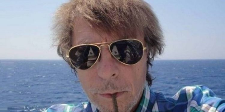 Θρήνος: “Έφυγε” απο κορωνοϊό ο δημοσιογράφος Άρης Σκιαδόπουλος