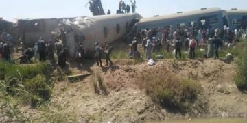 Alldaynews.gr Τραγωδία στην Αίγυπτο: Δεκάδες νεκροί και τραυματίες από σύγκρουση τρένων (video)