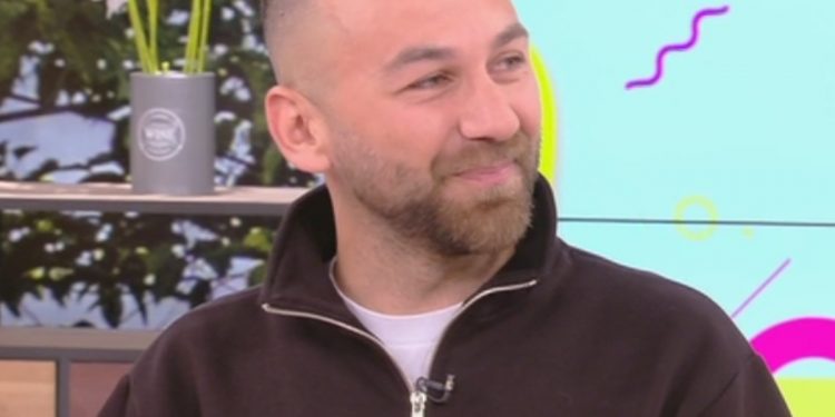 Alldaynews.gr Κώστας Αναγνωστόπουλος – Έξαλλος ο Μισθοφόρος για πρόστιμο πολλών χιλιάδων ευρώ που πήρε: “Με παραπέμπουν στα δικαστήρια”