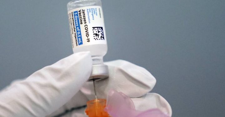 Alldaynews.gr Αναστολή των εμβολιασμών με Johnson & Johnson στις ΗΠΑ – Έξι περιπτώσεις θρομβώσεων σε νέες ηλικίες