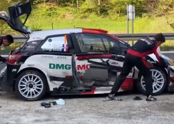 Απίστευτο τροχαίο:  Σύγκρουση  ΙΧ με αγωνιστικό αυτοκίνητο[video]