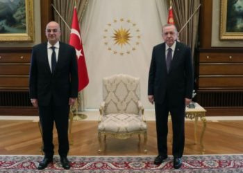 Τι δώρα έκανε ο Ερντογάν στον Δένδια