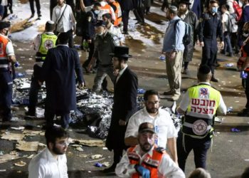 Υποχώρησε εξέδρα σε Θρησκευτική γιορτή: 44 Νεκροί-Πατούσαν ο ένας τον άλλον[Σοκαριστικές Εικόνες]