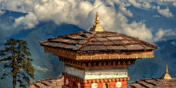 Η απίστευτη επιχείρηση για να φτάσει το AstraZeneca στα Ιμαλάια–Μάχη με τα γιακ, πεζοπορία μέσα στα χιόνια[Φωτογραφίες]