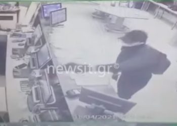 Κυψέλη: Ληστεία  χιλιάδων Ευρώ σε 28 δευτερόλεπτα[video]