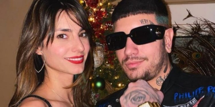 Έσκασε η Βόμβα: Χώρισε ο Snik με την Ηλιάνα Παπαγεωργίου