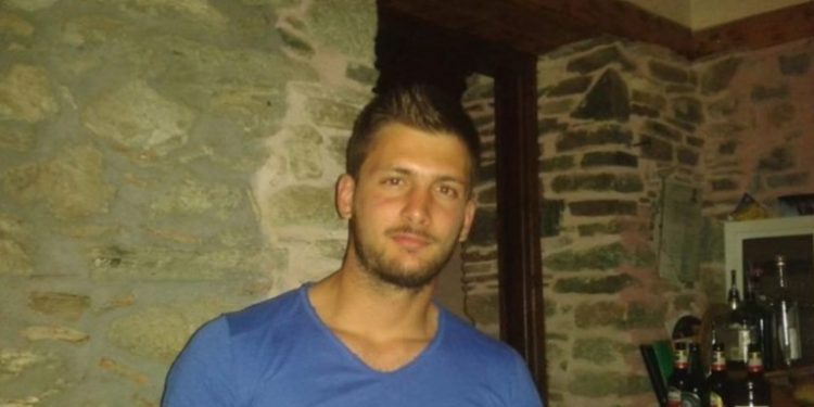 Η Άγρια Δολοφονία στη Λάρισα: Πως σκοτώθηκε ο 23χρονος Διονύσης Δημάκος