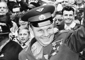 Σαν σήμερα: Ο Γιούρι Γκαγκάριν αφήνει πίσω του τη Γη και ταξιδεύει στο μύθο[video]