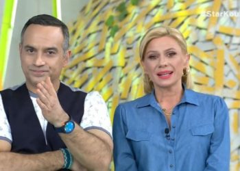 Λύγισε on air η Κατερίνα Καραβάτου: «Εκεί πάνω που είσαι να γελάς»