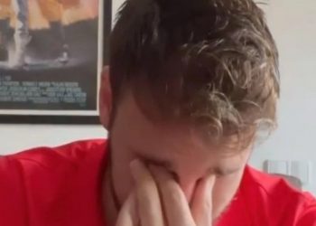 «Με είπε αδελφή»: Διεθνής πολίστας καταγγέλλει ομοφοβική επίθεση και ξεσπά σε κλάματα