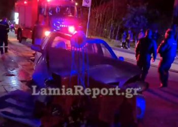 Σοκαριστικό τροχαίο: 36χρονη μάνα έπαθε ανακοπή καρδιάς στο τιμόνι με τα παιδιά της μέσα[video]