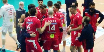 Alldaynews.gr Φοίνικας Σύρου – Παναθηναϊκός: Σύρραξη στο φινάλε με παίκτες να πιάνονται στα χέρια