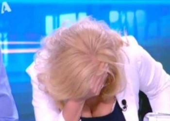 Δάκρυσαν και οι πέτρες: Η Νικολούλη βρήκε στον αέρα του «Τούνελ» γυναίκα που είχε εξαφανιστεί 10 χρόνια πριν (vids)