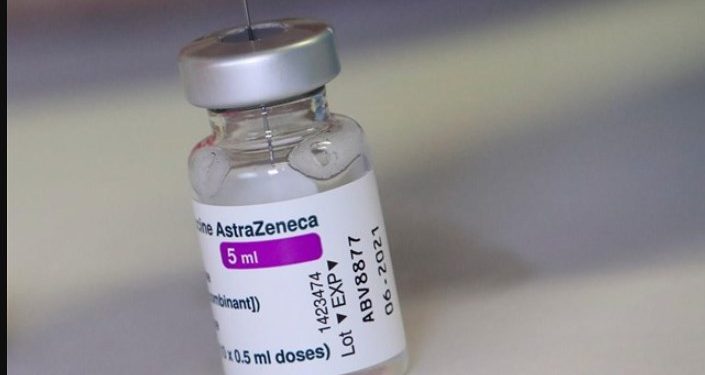 Alldaynews.gr Αθηνά Λινού: Να μην χορηγηθεί το εμβόλιο της AstraZeneca στους 30άρηδες