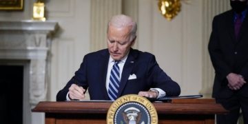 Τζο Μπάιντεν: Ο τραγικός θάνατος της πρώτης συζύγου του και η αυτοκτονία