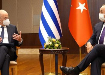 Το Twitter αποθεώνει τον Έλληνα ΥΠΕΞ: «Ξεμπρόστιασε τον Τσαβούσογλου – Τον έκανε… Τούρκο»