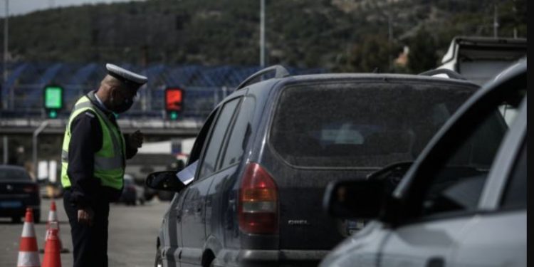 Alldaynews.gr Εγώ θα πάω να κάνω Πάσχα με το Νεκρό 9χρονο παιδί μου-Λύγισαν οι Αστυνομικοί