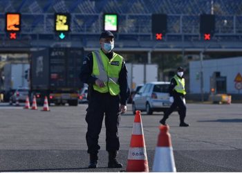 Alldaynews.gr Τέλος το Πάσχα στο Χωριό: Τι ώρα θα γίνουν Επιτάφιος και Ανάσταση