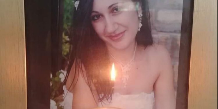 Θρήνος για τον χαμό της Ελένης – Αφήνει ορφανά τρία κοριτσάκια