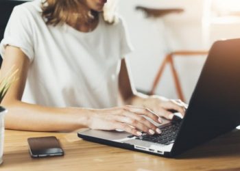 Καταργείται η κυριακάτικη αργία για κλάδους-Τι ισχύει με αμοιβές και ρεπό