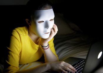 Μάνια Τέκου: Ο «θάνατος» που συγκλόνισε το ελληνικό Internet, τους ξεγέλασε όλους