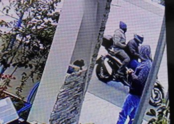 Καραϊβάζ giorgos-karaibaz-dolofonia-drastes-fotografies-binteo