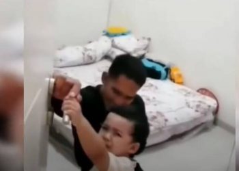 «Μπαμπά μην φύγεις» – Παρακαλούσε να μην φύγει ο γιος αξιωματικού που χάθηκε στο μοιραίο ναυτικό ατύχημα