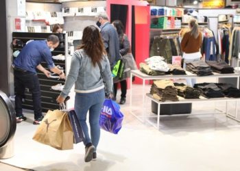 Ανοιχτά τα καταστήματα σήμερα-Το ωράριο λειτουργίας την Μ. Εβδομάδα