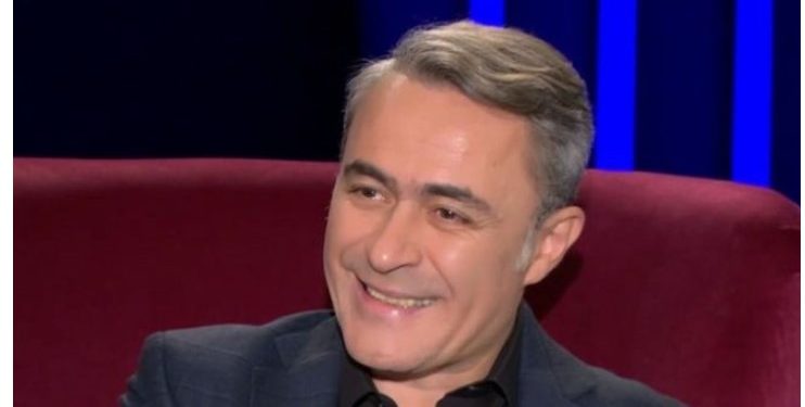 Θανάσης Κουρλαμπάς: Ο γιος μου κάνει μπαλέτο – Οι γονείς πρέπει να είναι δίπλα στα παιδιά