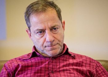 Δεκάδες τα γράμματα στο Λιγνάδη από ανήλικα-«Τελικά δεν είμαι έγκυος»