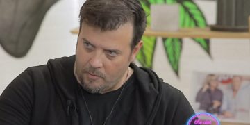 Alldaynews.gr Λάμπης Λιβιεράτος: «Με καταδιώκει το ότι μπήκα στο ψυχιατρείο»