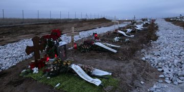 Καταγγελία: Άθλια η κατάσταση στα νεκροταφεία-«Τον έφεραν σε μαύρη σακούλα και τον άφησαν άταφο»[photos]